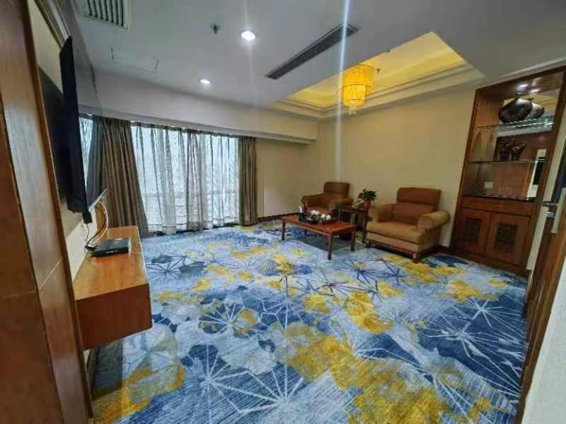 Gladden Hotel Csiangmen Kültér fotó