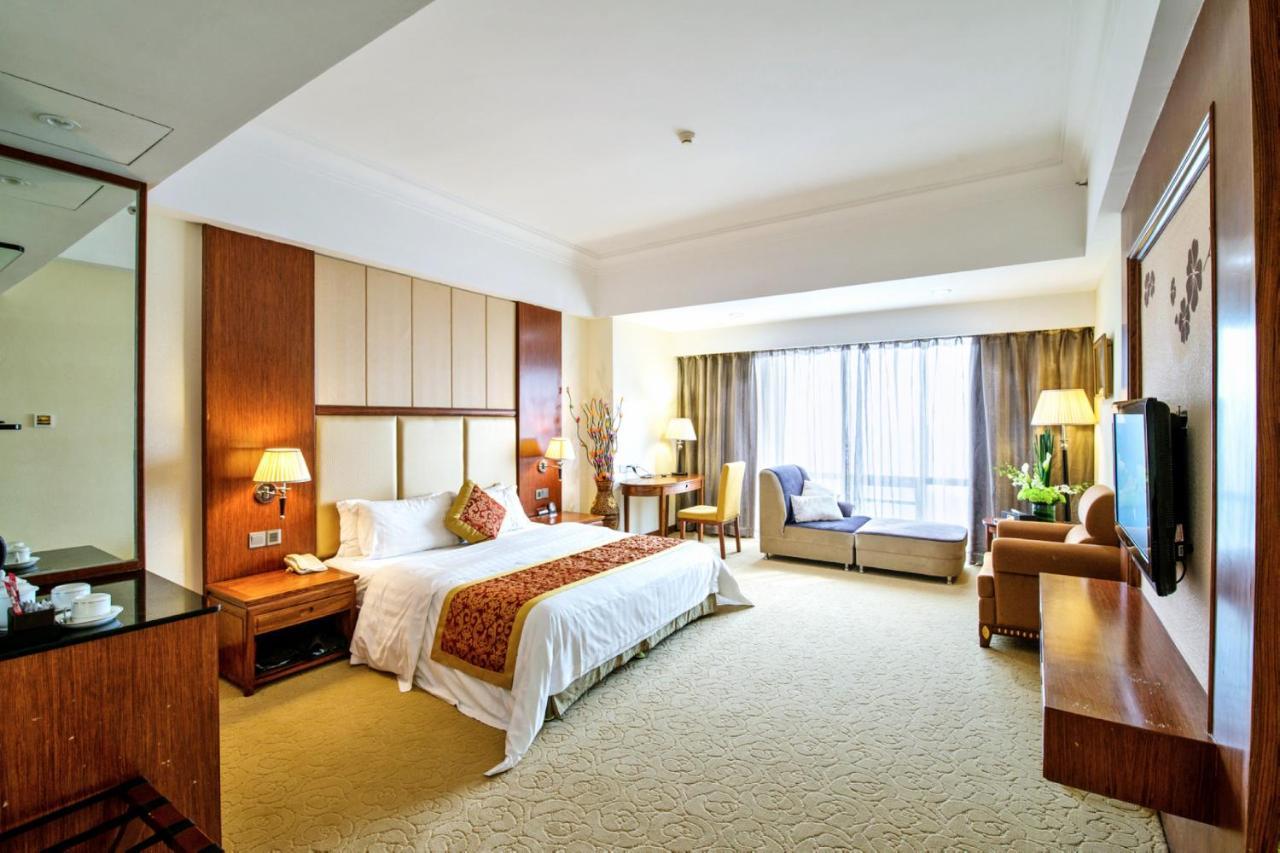 Gladden Hotel Csiangmen Kültér fotó