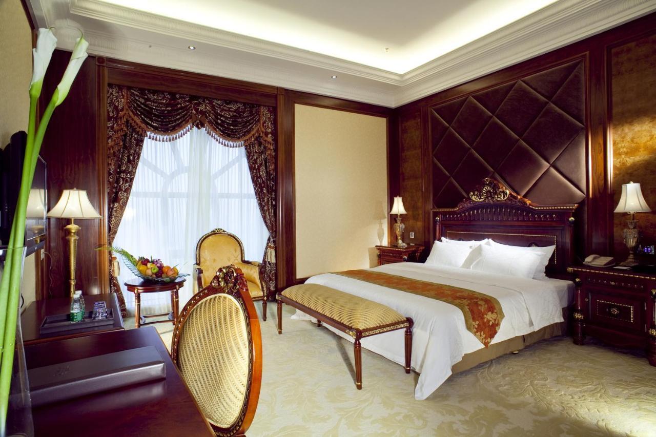 Gladden Hotel Csiangmen Kültér fotó