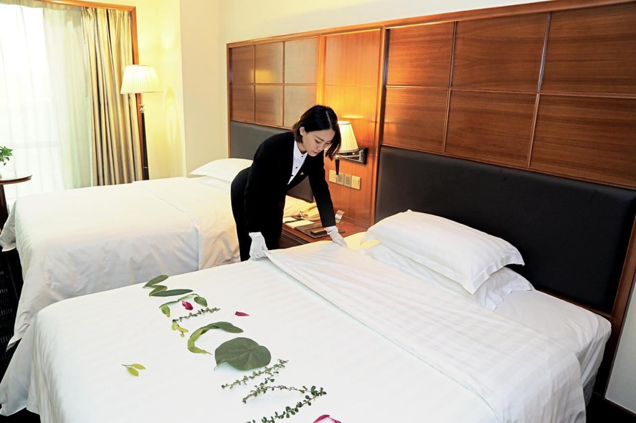 Gladden Hotel Csiangmen Kültér fotó