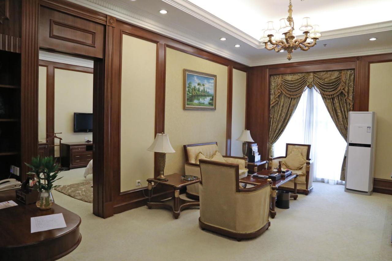 Gladden Hotel Csiangmen Kültér fotó