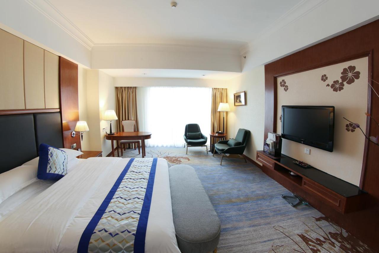 Gladden Hotel Csiangmen Kültér fotó